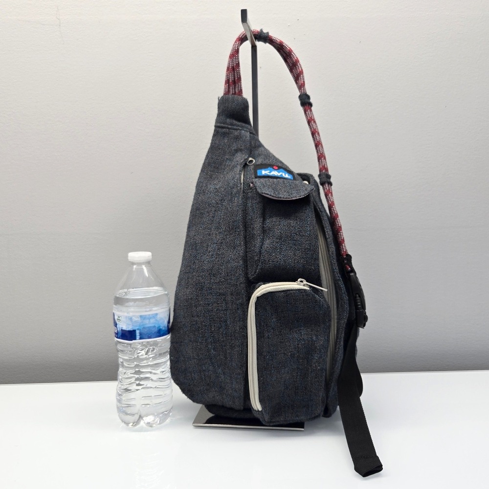 KAVU Rope Sling Bag Crossbody Backpack Medium Gray Tweed Woven Travel Outdoor